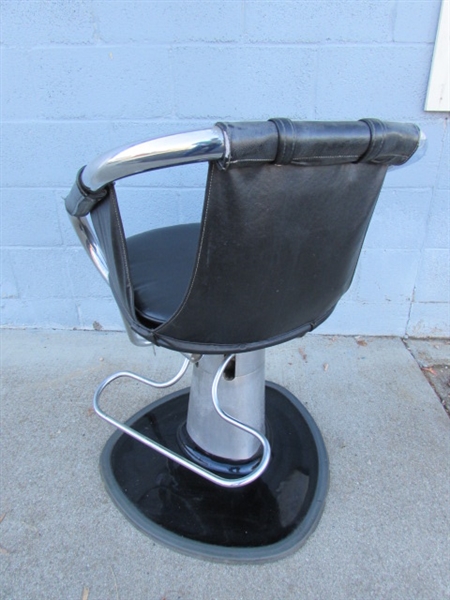 HYDRAULIC SALON CHAIR