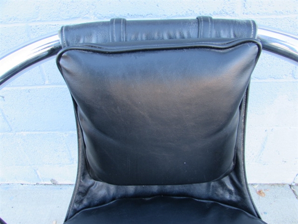 HYDRAULIC SALON CHAIR