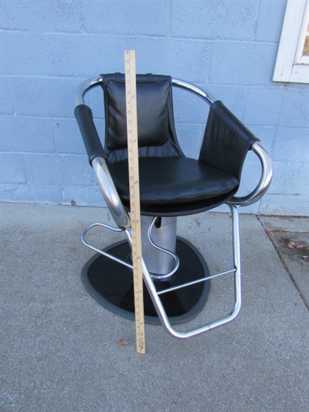 HYDRAULIC SALON CHAIR