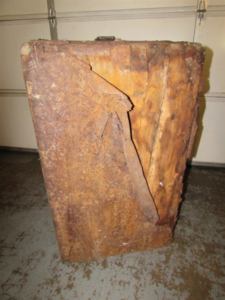 RUSTY, RUSTIC METAL OVER WOOD TRUNK