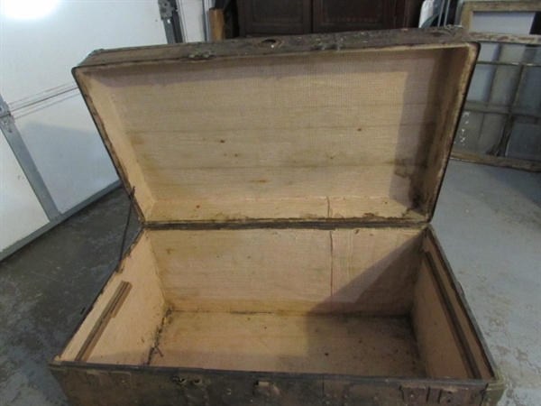 RUSTY, RUSTIC METAL OVER WOOD TRUNK