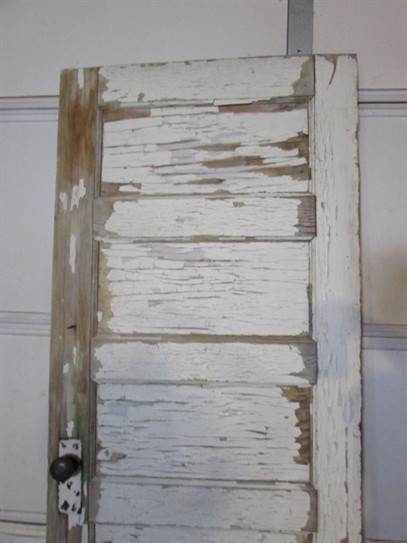 ANTIQUE SOLID WOOD DOOR