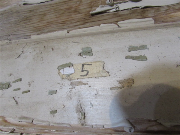 ANTIQUE SOLID WOOD DOOR