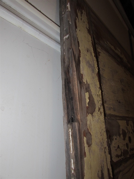 ANTIQUE SOLID WOOD DOOR