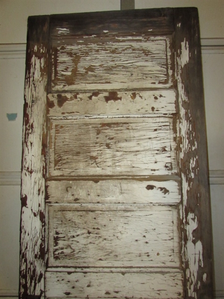 ANTIQUE SOLID WOOD DOOR