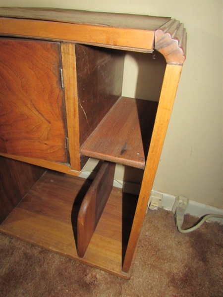VINTAGE ART DECO SMOKING STAND