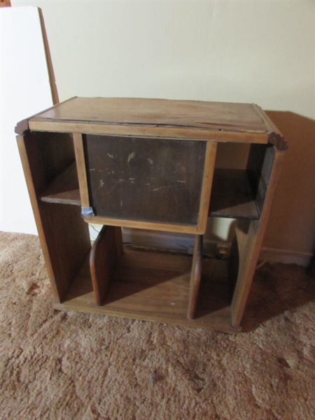 VINTAGE ART DECO SMOKING STAND