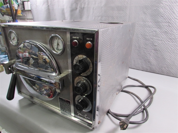 PELTON & CRANE OMNI CLAVE STERILIZER