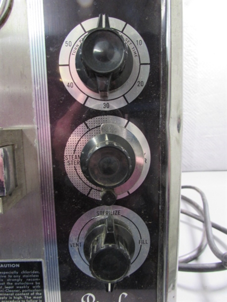 PELTON & CRANE OMNI CLAVE STERILIZER