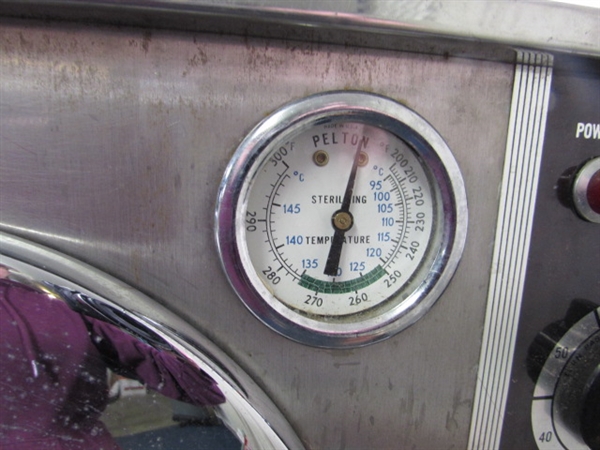 PELTON & CRANE OMNI CLAVE STERILIZER