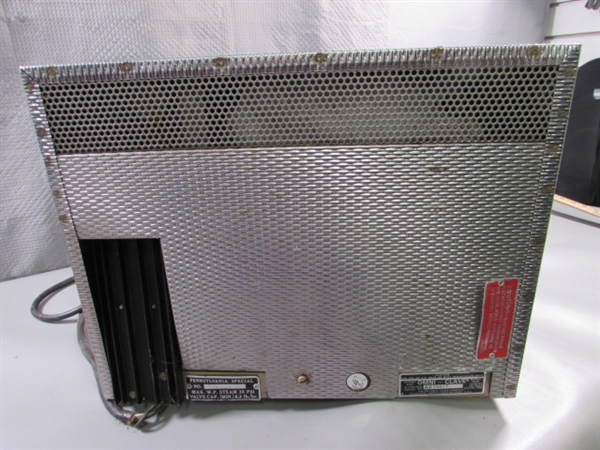 PELTON & CRANE OMNI CLAVE STERILIZER
