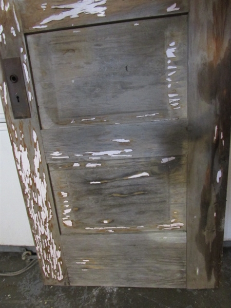 ANTIQUE SOLID WOOD DOOR