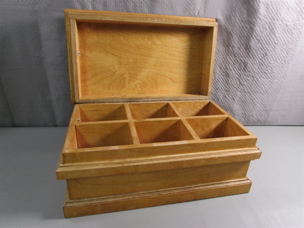 6-COMPARTMENT WOODEN STORAGE BOX