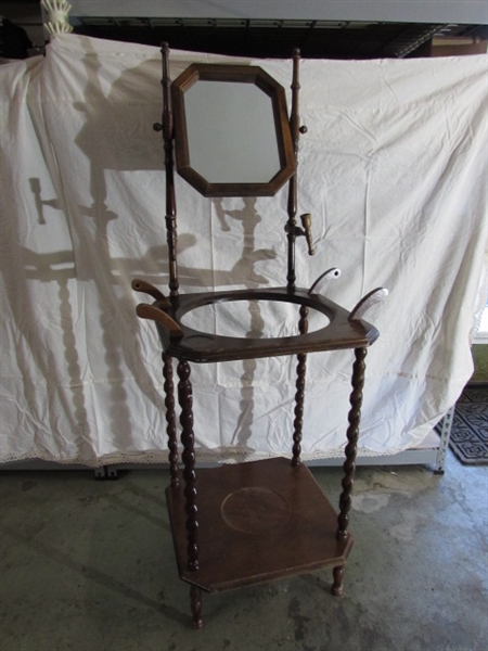 VINTAGE WOODEN WASH STAND