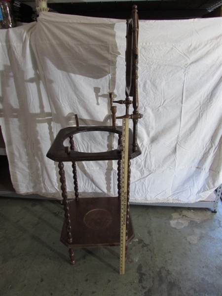 VINTAGE WOODEN WASH STAND