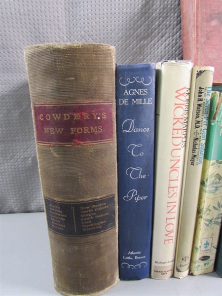 VINTAGE & ANTIQUE BOOKS