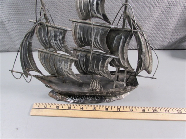 METAL SHIP SCULPTURES