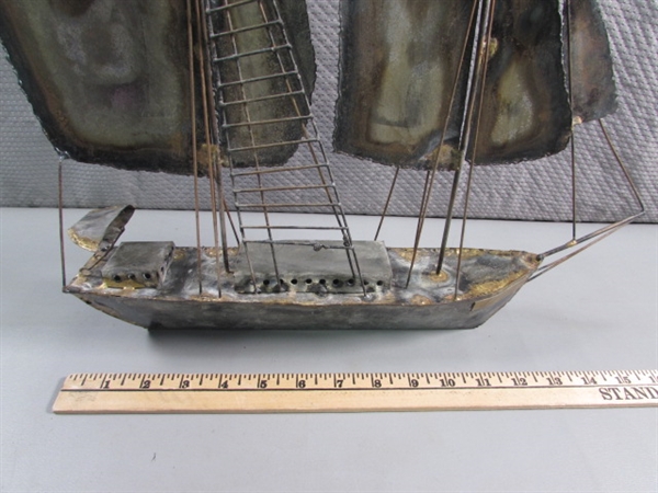 METAL SHIP SCULPTURES