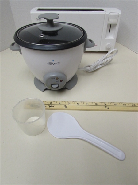 ASSORTED KITCHEN APPLIANCES