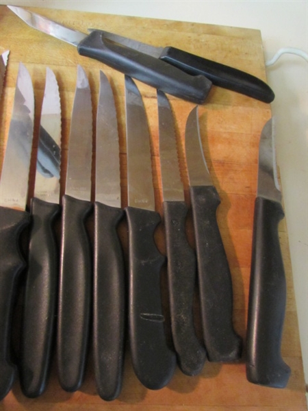 CUTTING BOARDS, TRIVET & KITCHEN KNIVES