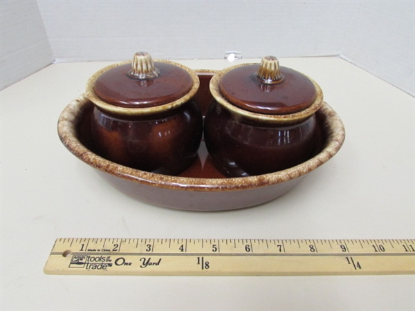 HULL OVEN PROOF POTTERY