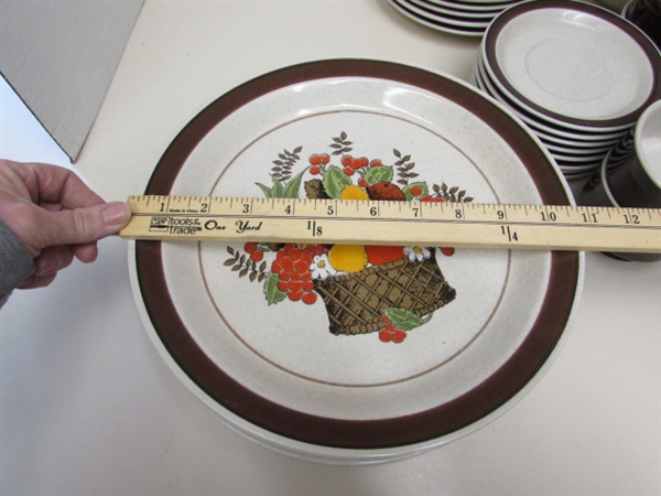 VINTAGE MIKASA STONEWARE DINNERWARE - SERVICE FOR 8