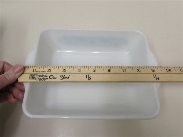 LARGE GREEN PYREX BOWL & BLUE HORIZON REFRIGERATOR DISH