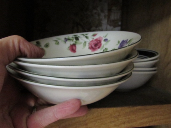 CONTENTS OF CUPBOARD - ASSORTED DINNERWARE