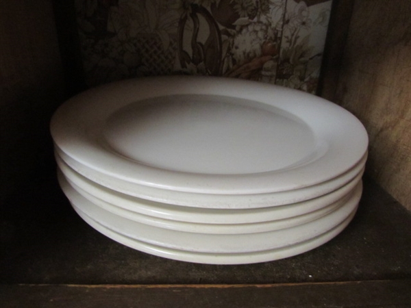 CONTENTS OF CUPBOARD - ASSORTED DINNERWARE