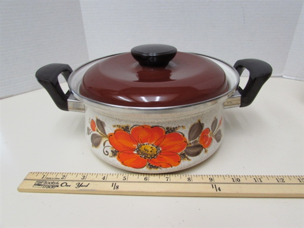 VINTAGE SANKO WARE COOKWARE - MOST LOOK TO BE UNUSED