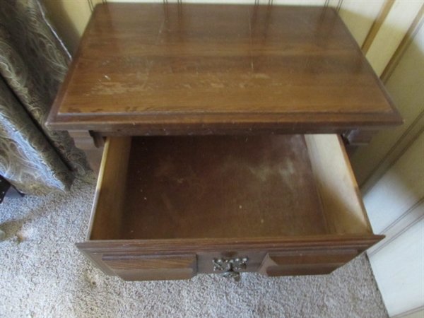 PAIR OF SINGLE DRAWER NIGHTSTANDS - SOLID WOOD W/DOVETAIL DRAWERS-MATCHES LOTS #62 & #63