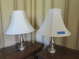 PAIR OF MODERN SIDE TABLE LAMPS