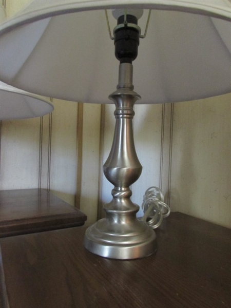 PAIR OF MODERN SIDE TABLE LAMPS
