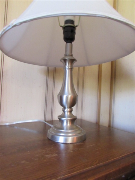 PAIR OF MODERN SIDE TABLE LAMPS