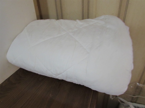 QUEEN COMFORTER, SHEETS, MATTRESS COVER, SHAMS