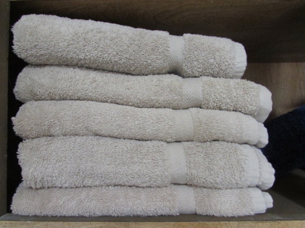 TOWELS & WASHCLOTHS