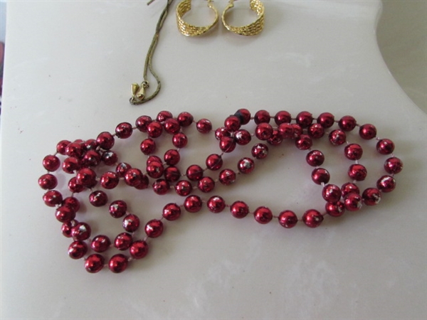 FASHION JEWELRY & A TIARA