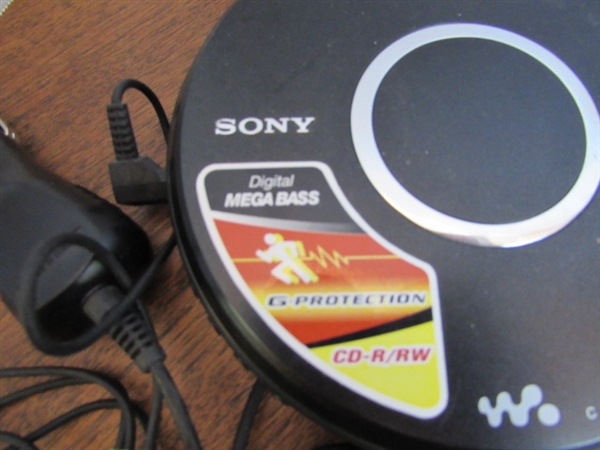 SONY WALKMAN (CD), GTECH METER & GARMIN - UNTESTED