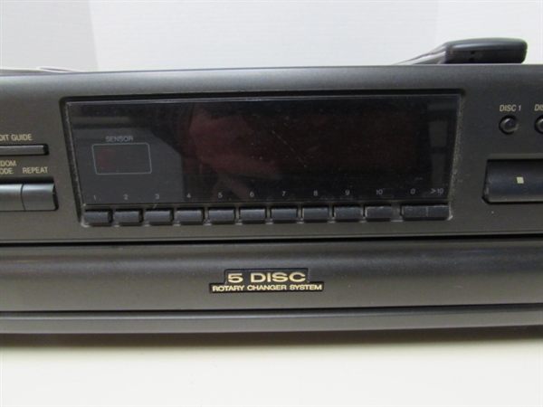 TECHNICS CAROUSEL 5-DISC CD PLAYER - WORKS