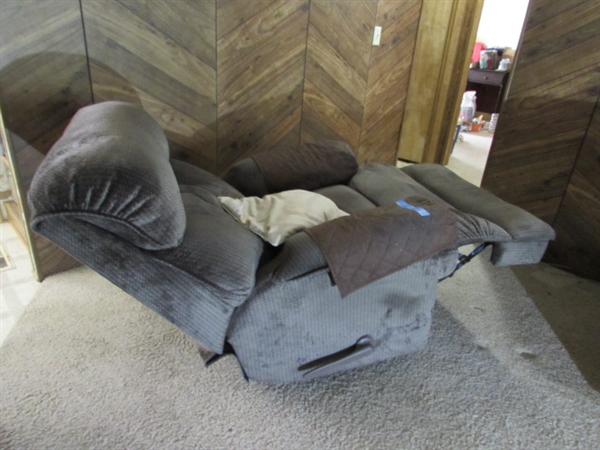 DK BROWN ROCKER/RECLINER