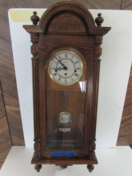 HOWARD MILLER WESTMINSTER CHIME KEY WIND WALL CLOCK W/KEY-UNTESTED