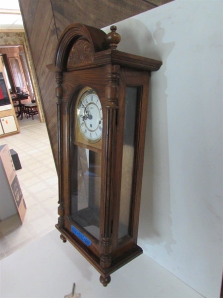 HOWARD MILLER WESTMINSTER CHIME KEY WIND WALL CLOCK W/KEY-UNTESTED
