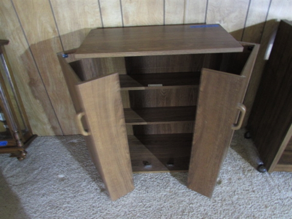 WHEELED STAND & MEDIA CABINET