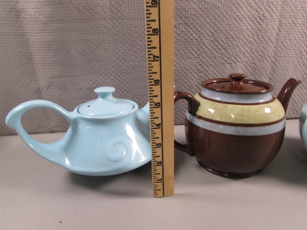 VINTAGE CERAMIC TEAPOTS IN BABY BLUE & BROWN/BLUE STRIPE