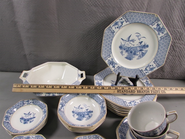 38 PCS OF JOHNSON BROS DINNERWARE GENEVA PATTERN
