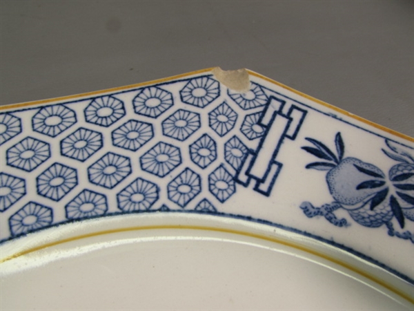 38 PCS OF JOHNSON BROS DINNERWARE GENEVA PATTERN