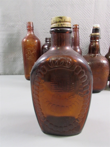 VINTAGE/ANTIQUE TO NEWER BROWN GLASS BOTTLES