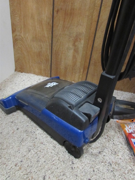DIRT DEVIL TOUCH UP VACUUM & HOOVER VACUUM