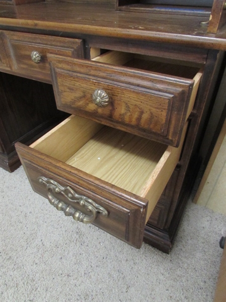 ROLL TOP DESK