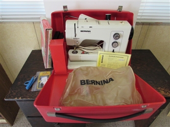 BERNINA RECORD SEWING MACHINE W/CASE